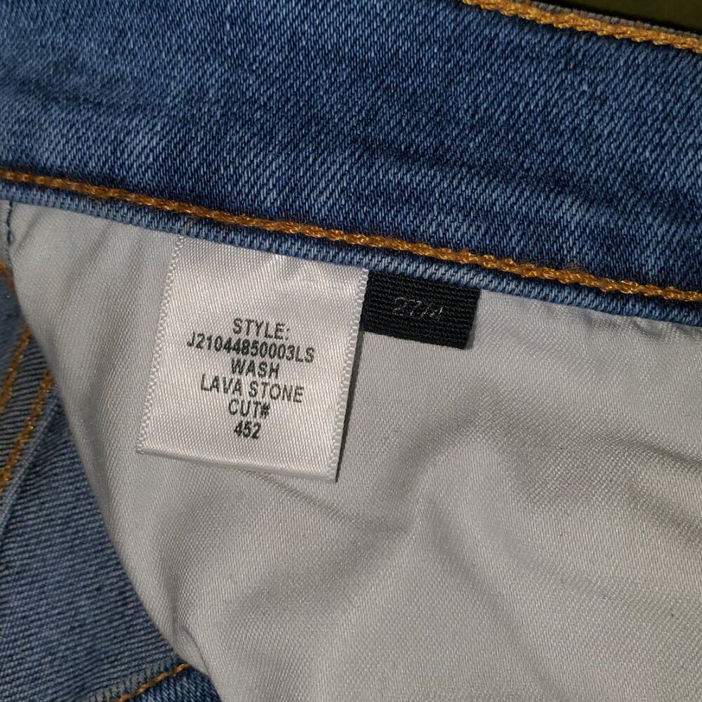 Veronica Beard Carly High-Rise Kick Flare Jeans in a medium wash Size 27 - Picture 8 of 8